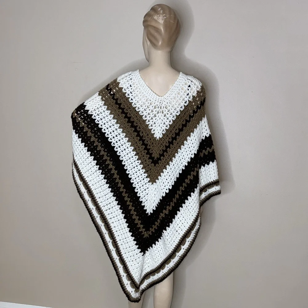 Granny Crochet Poncho